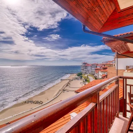 アパート Seafront Maisonette *