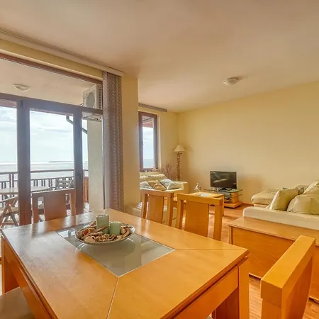 Apartament Seafront Maisonette Święty Włas